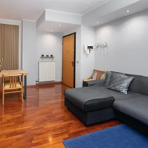 apartment-forum-iv.it-lombardy.com/